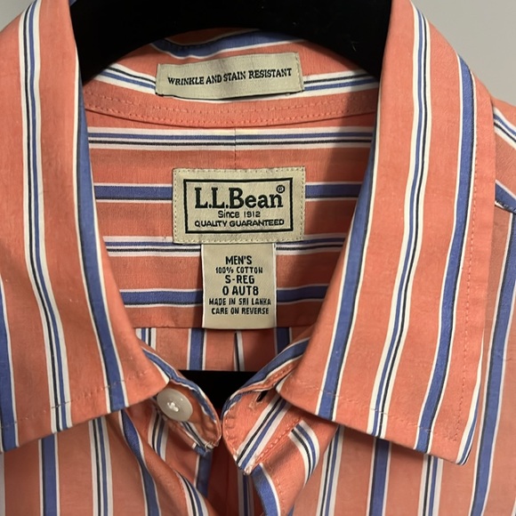 L.L. Bean Men’s size small 💯 COTTON button down - Picture 2 of 6